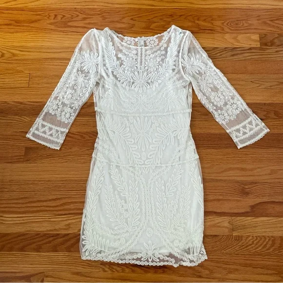 Forever 21 Ivory Embroidered 3/4 Sleeve Mini Dress with Slip